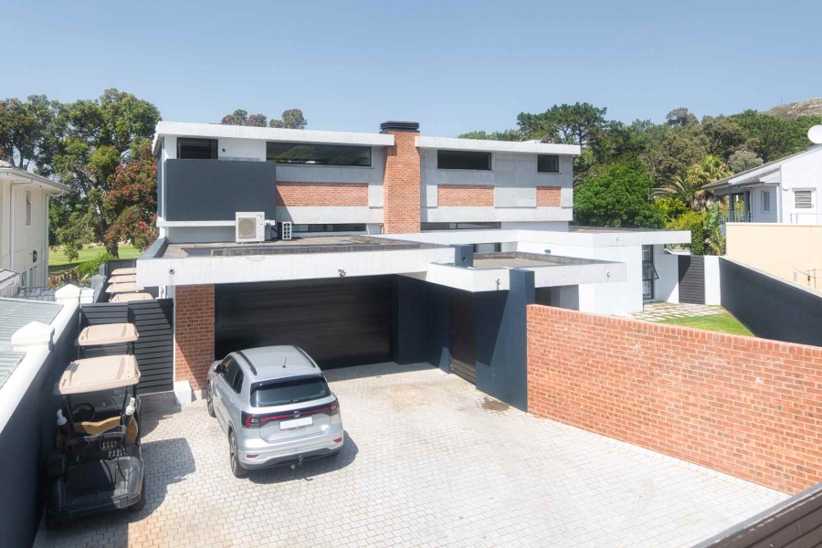 4 Bedroom Property for Sale in Hermanus Heights Western Cape
